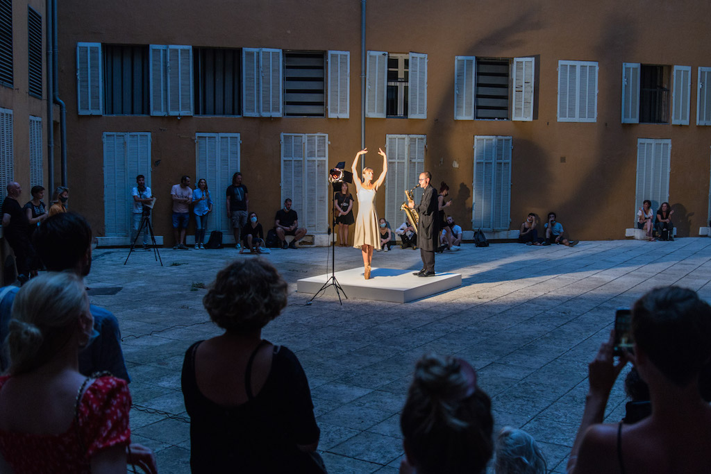 Lina Lapelytė, Pirouette, Opening Roots to routes, Photo by Aurélien Meimaris, courtesy of Routes to roots, Manifesta 13, Marseille, 2020